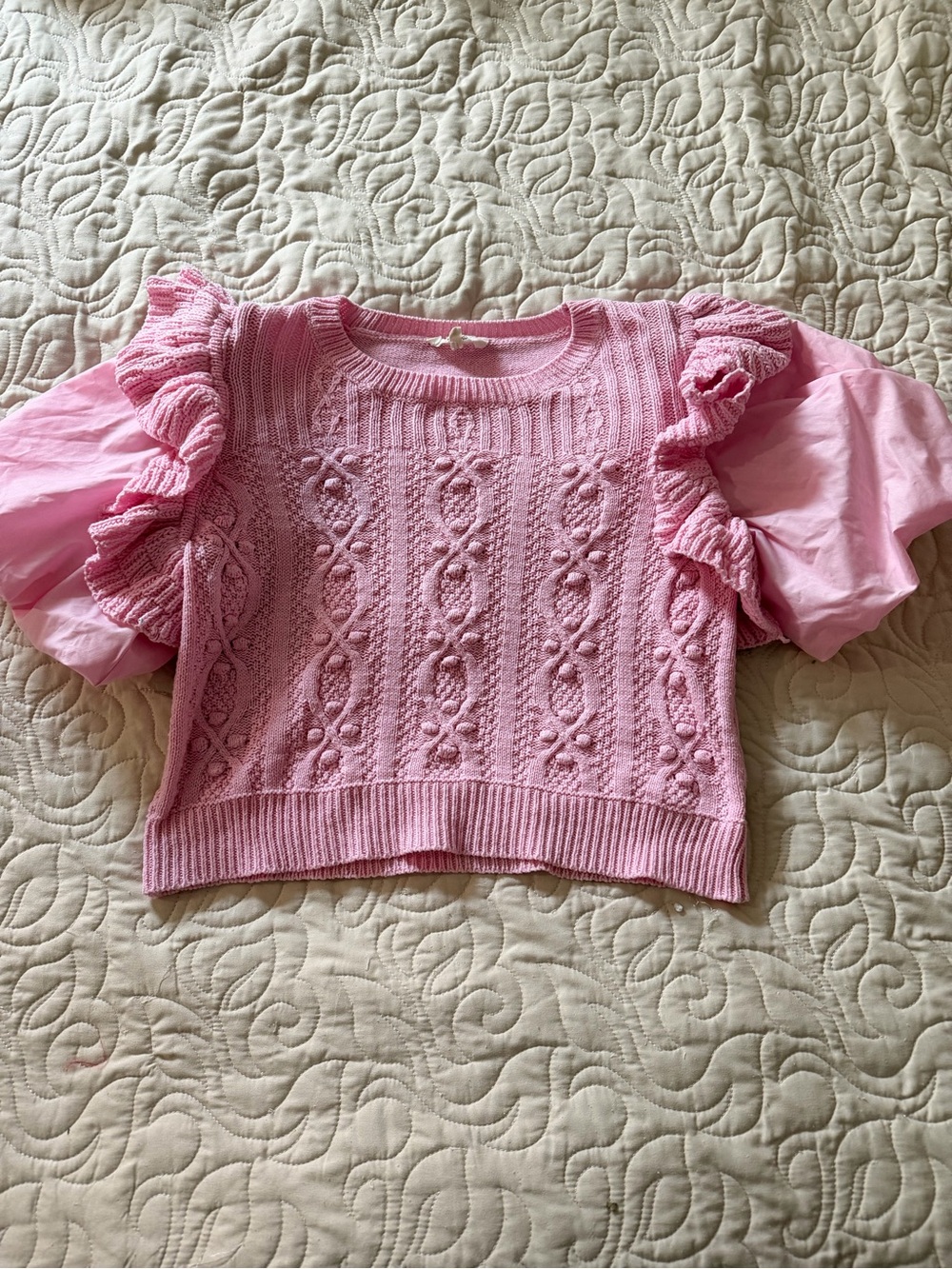 Entro Pink cable knit sweater with ruffled sleeves and floral embroidery Small